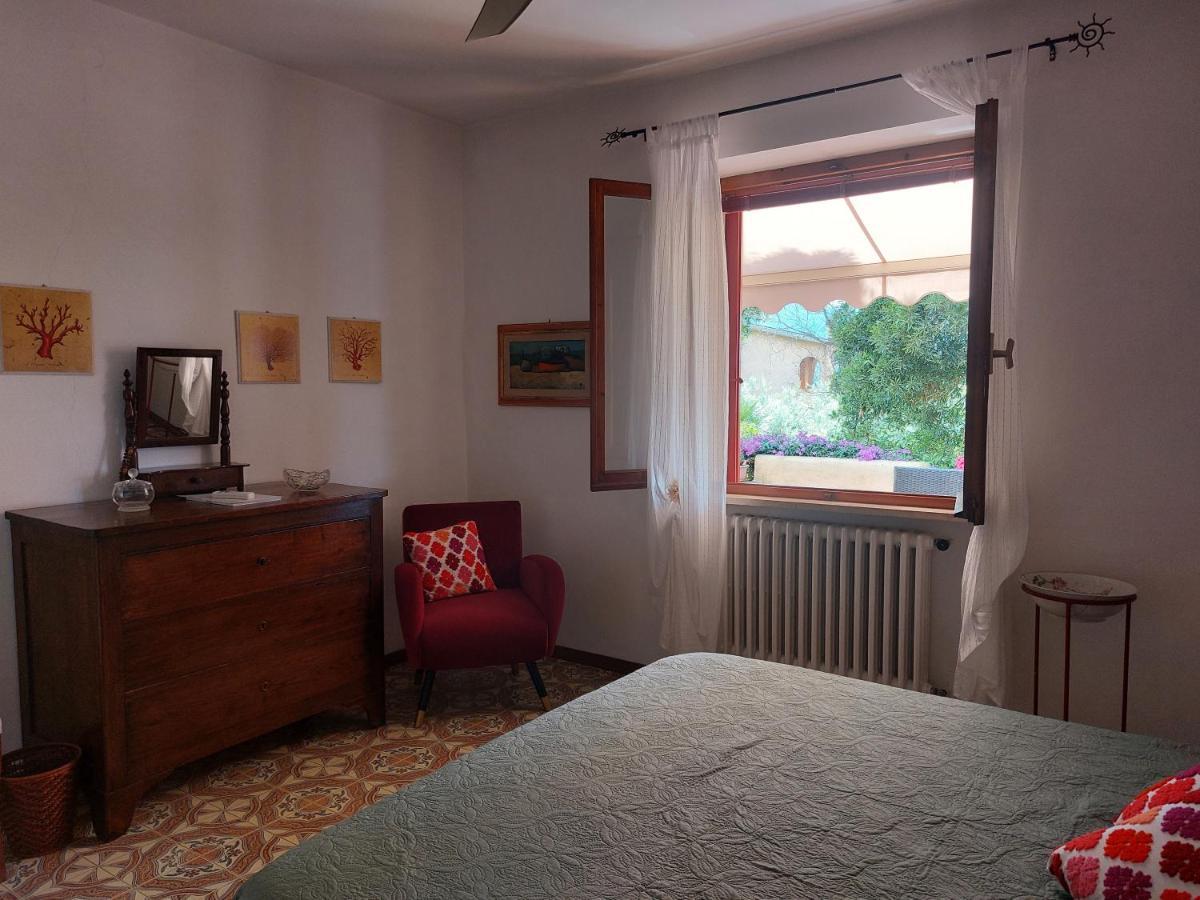 Villa Giolu Портоферайо Екстериор снимка