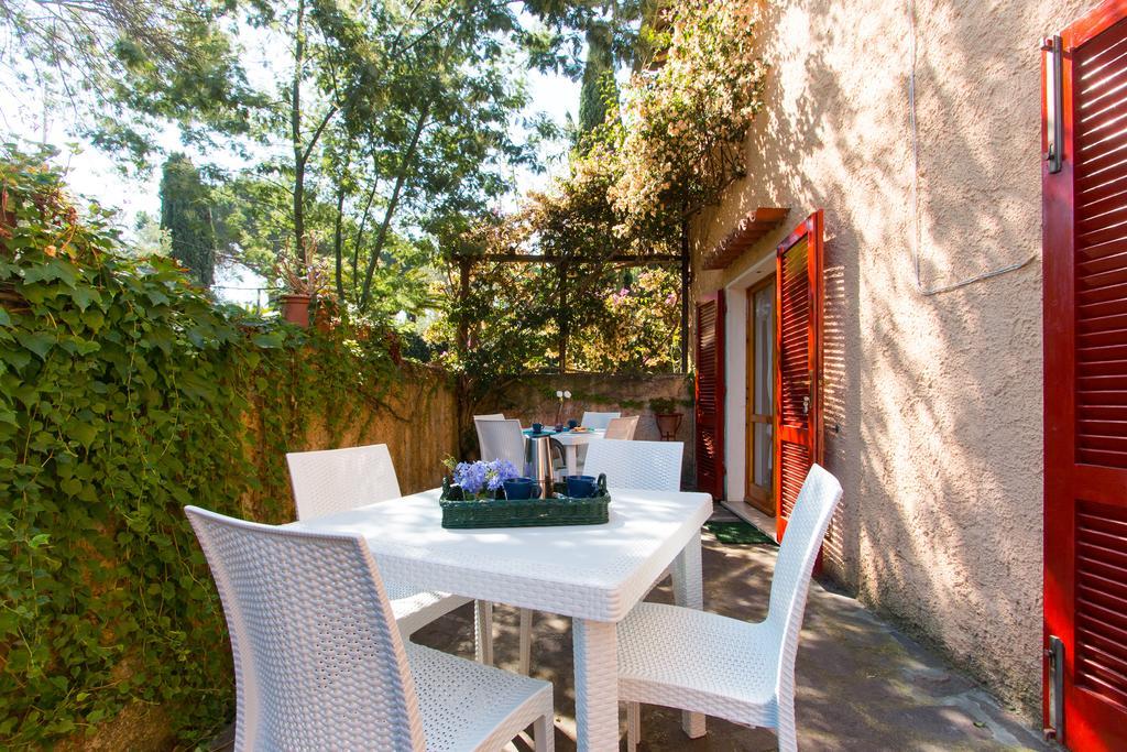 Villa Giolu Портоферайо Екстериор снимка
